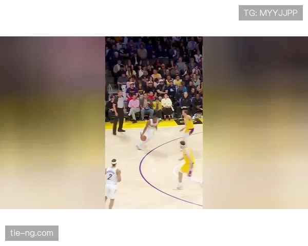 斯科拉内线背打制胜拉开差距 高效篮下得分稳定球队节奏